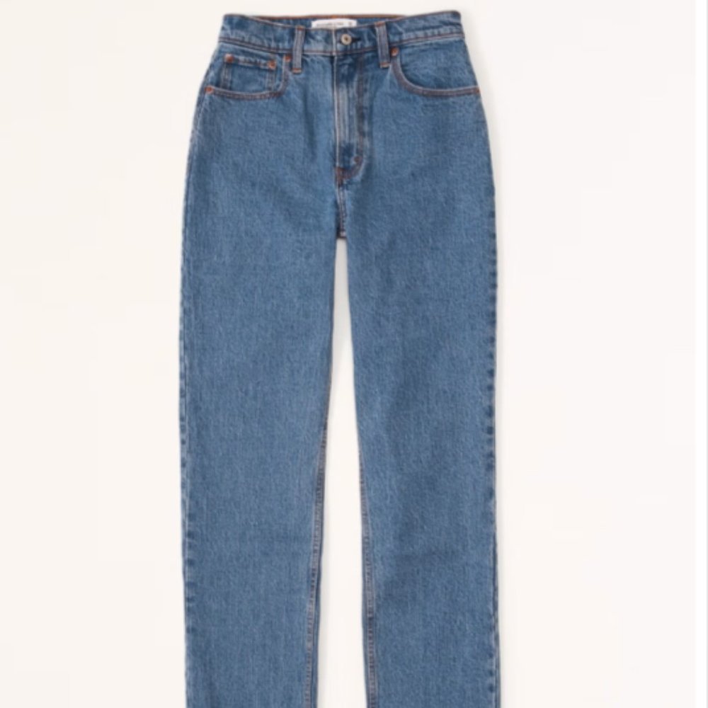The '90s Straight Ultra High Rise- Curve Love size 0/25 Short- NWT